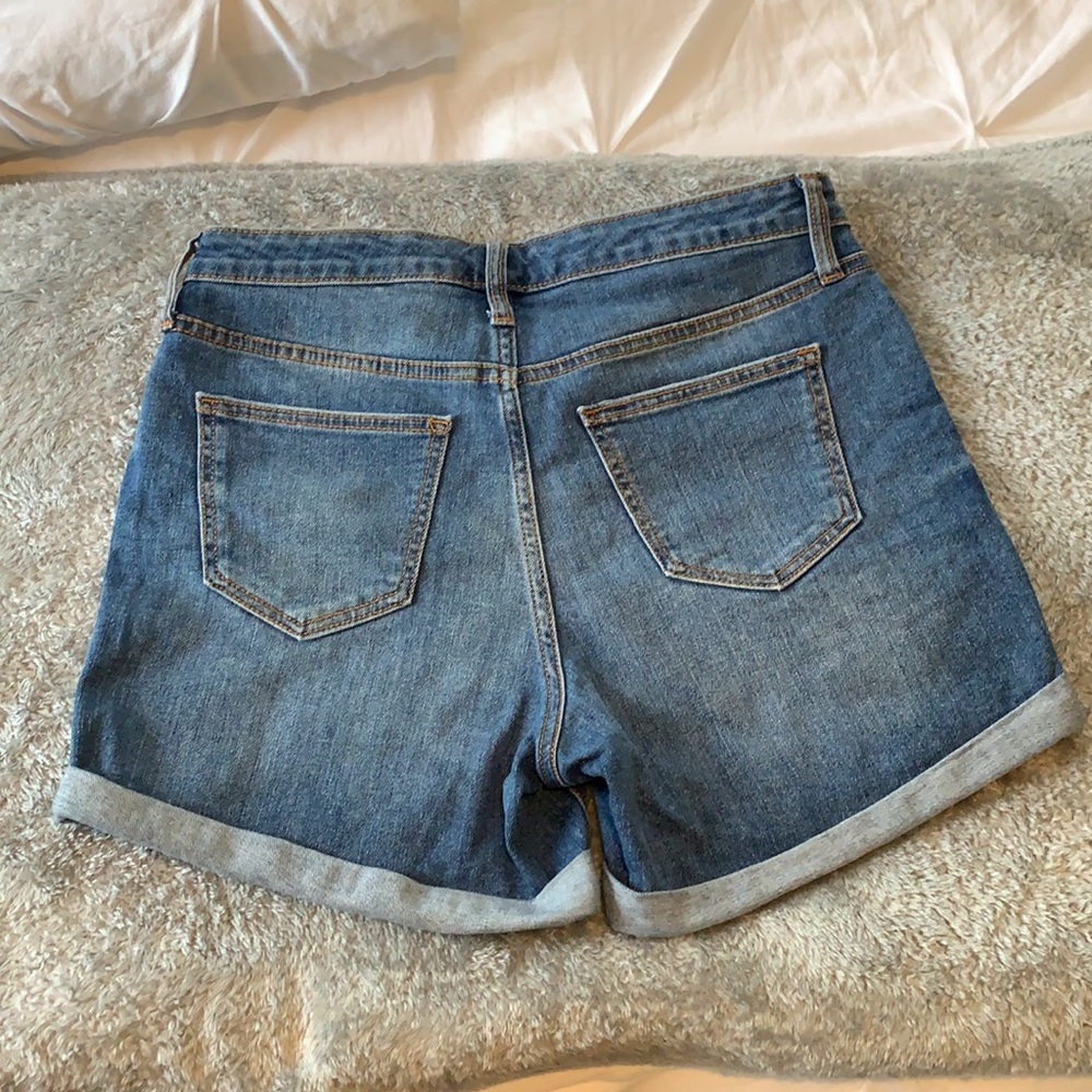 Jean Shorts - Picture 4 of 4